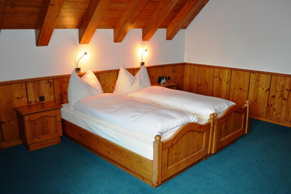 Hotel Zum Kreuz Aarau Zimmer foto